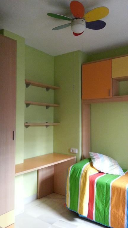 Duplex Donkey Parking Apartment Seville Exterior photo